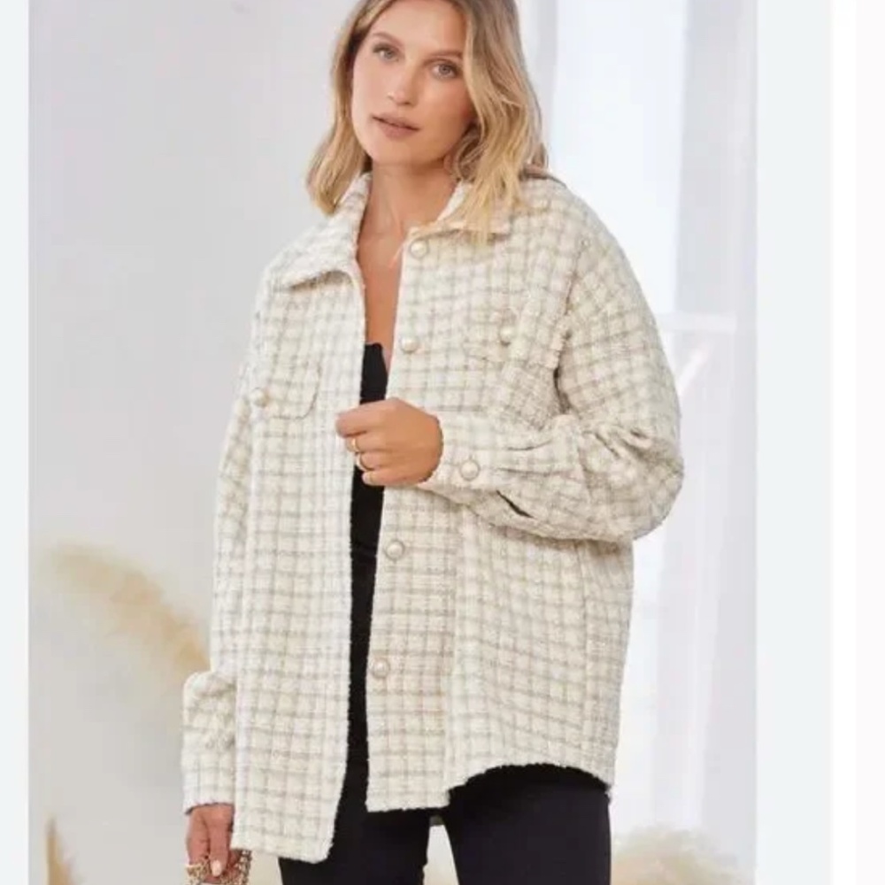NWT BRAND NEW ANDRÉE BY UNIT Cream Plaid Gold Bouclé Shacket